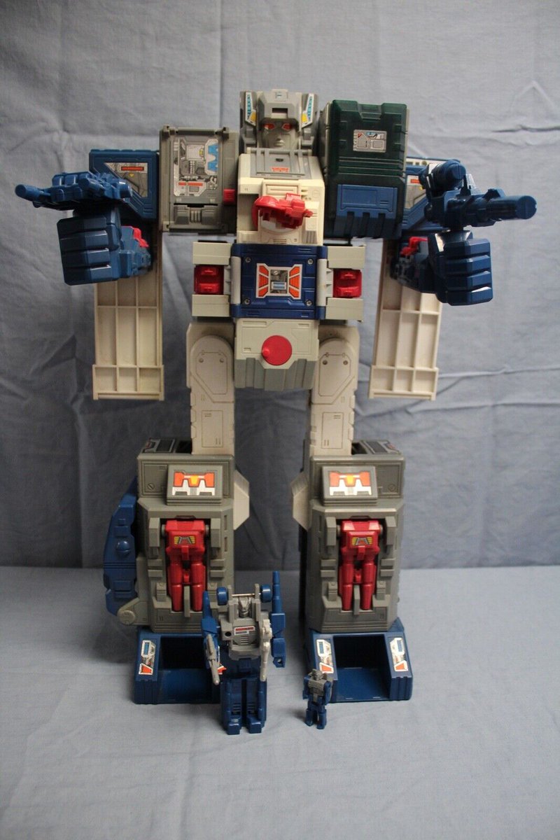 Transformers85's tweet image. Transformer Fortress Maximus G1 Complete 1987 Hasbro Vintage Toy Rare Seller:... - ebay.com/itm/3543038266… #transformers #toys