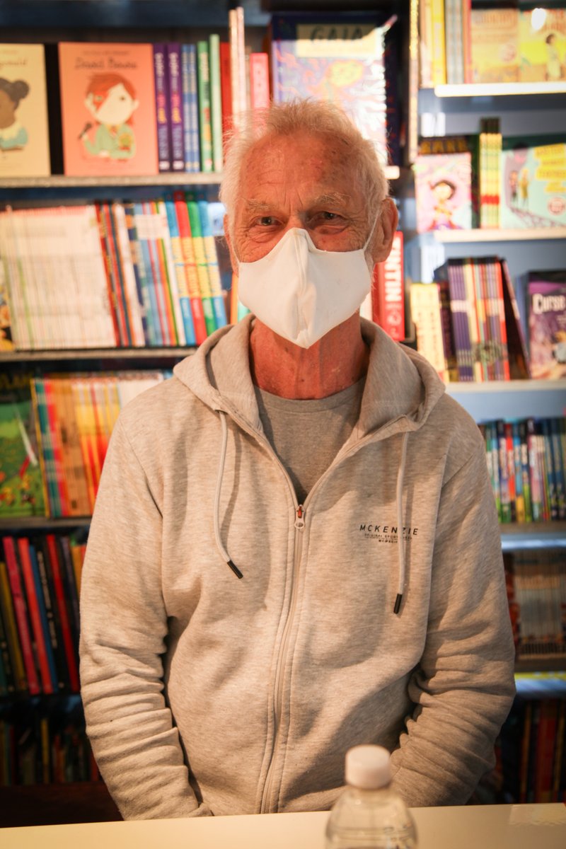 2000AD's tweet photo. Thank you to everyone who came to the Best of 2000 AD launch signing at @GoshComics on Saturday and especially to the legendary Arthur Ranson, @hellomuller and @thsheridans for signing – troopers all! https://t.co/2U9grEaEvU https://t.co/QPOiXcf8Wl