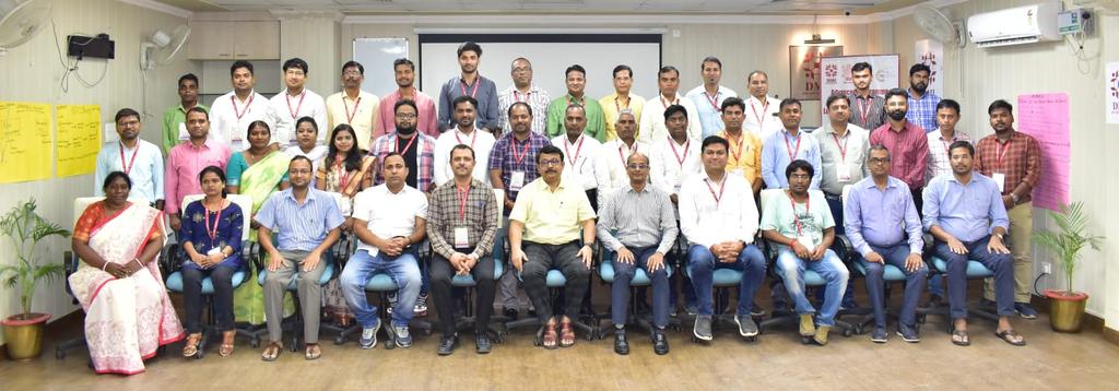 sritel39's tweet photo. Participants of Advanced Programme on Locality Development Sep. 26-30, 2022 at Development Management Institute,  Patna @DMI_Patna @TRIFoundation https://t.co/UVmR2qezon