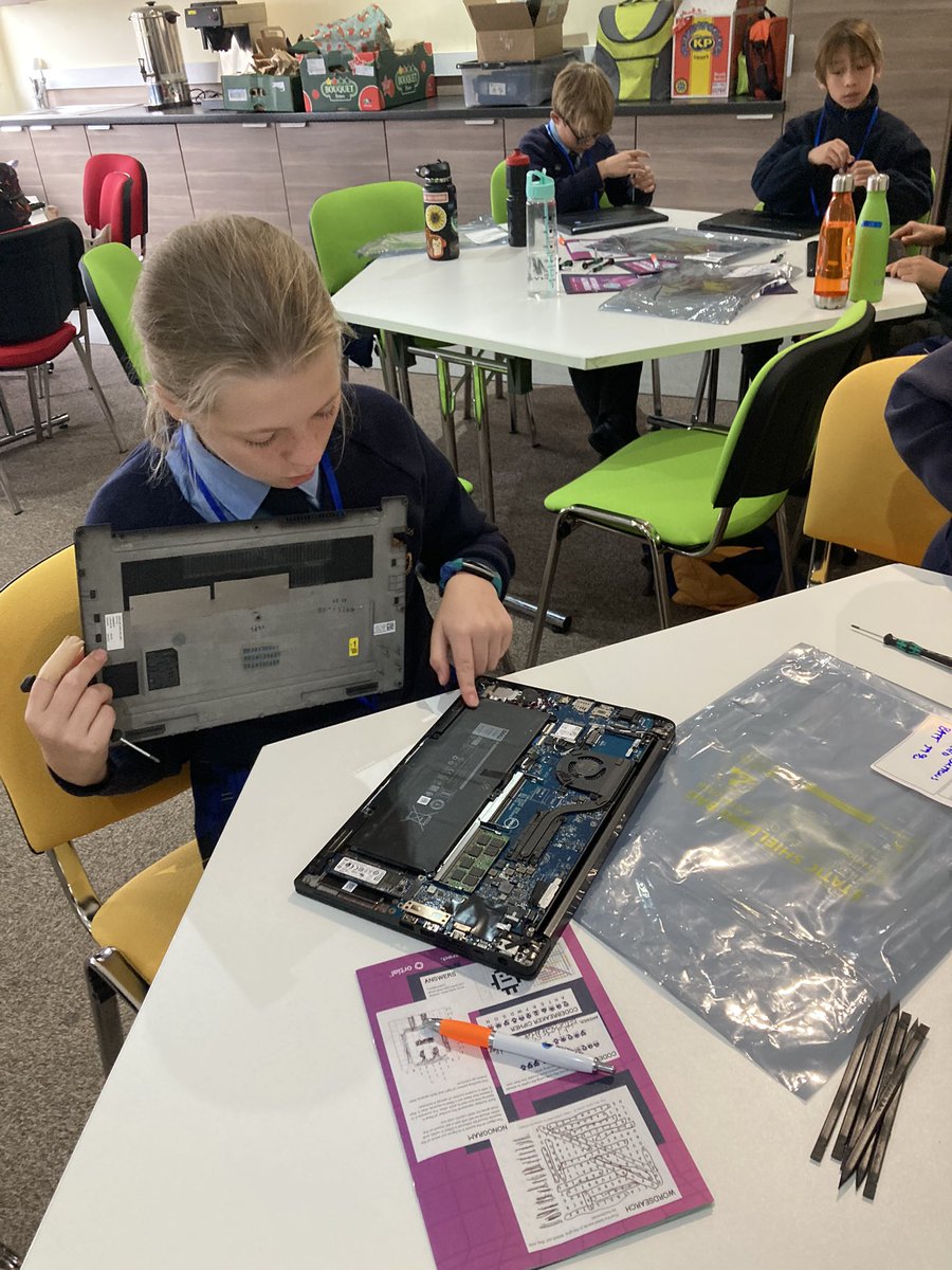 Beachborough Trips tweet media