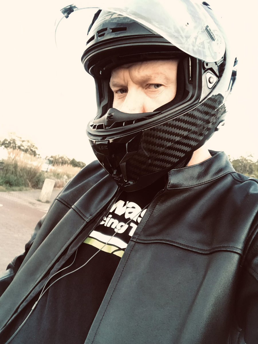 ChrisJames0247's tweet photo. Riding Time! 👌🏻 https://t.co/olNZfRtbO7