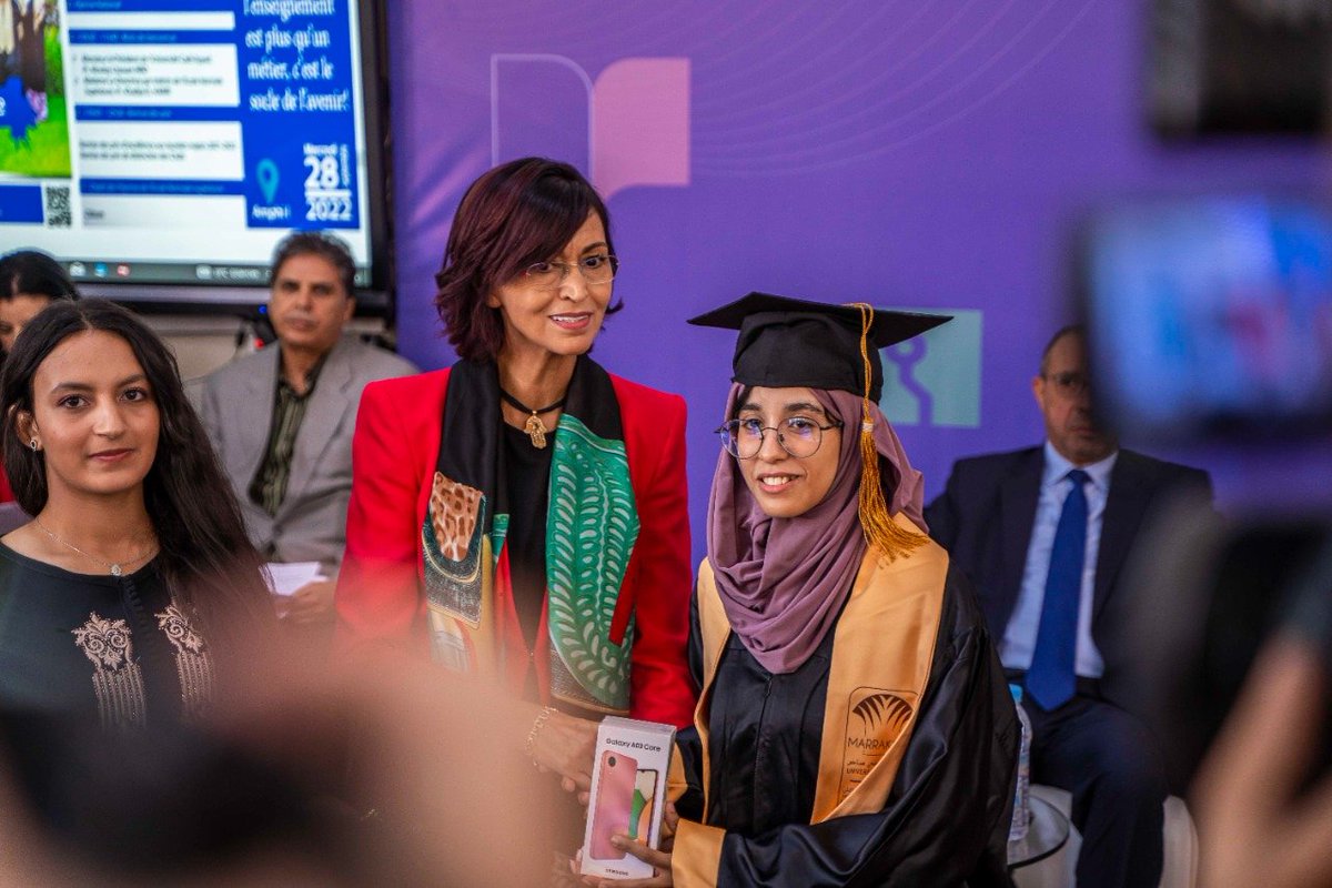LBensliman's tweet photo. La motivation passe par la Valorisation de la profession.
Une belle cérémonie de remise de diplômes à L 'ENS de Marrakech.
Félicitations !
#enseignants #Valorisation https://t.co/UW1ppSn7i1