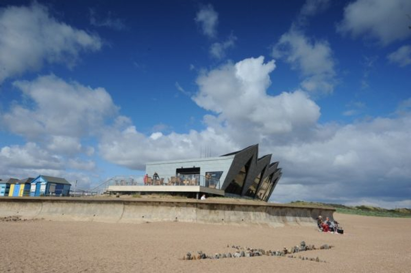 Nat_Coastwatch's tweet photo. This is a #ThrowbackThursday to 2018 celebrating the opening of NCI Chapel Point.
The station is based inside the North Sea Observatory which is a visitor centre that also includes a cafe and art gallery.
#TBT #Lincolnshire #EyesAlongTheCoast https://t.co/27WrHsU65W