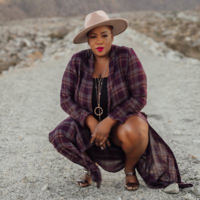 annyettroyale's tweet photo. #NewProfilePic https://t.co/kRJ6m2Xj8h