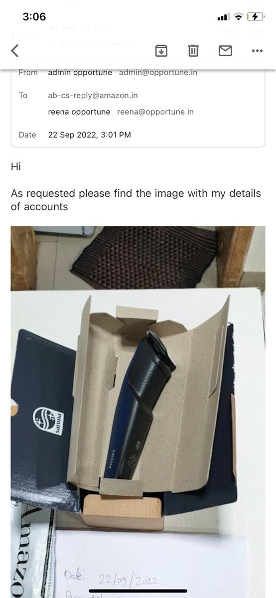 ddhwani's tweet photo. @amazonIN @GreatIndiaSale ordered for mobile, got a trimmer @consaff Amazon customer team informed that they have send the right goods as per investigation done by them. Day light robbery https://t.co/QurWKJwDqp