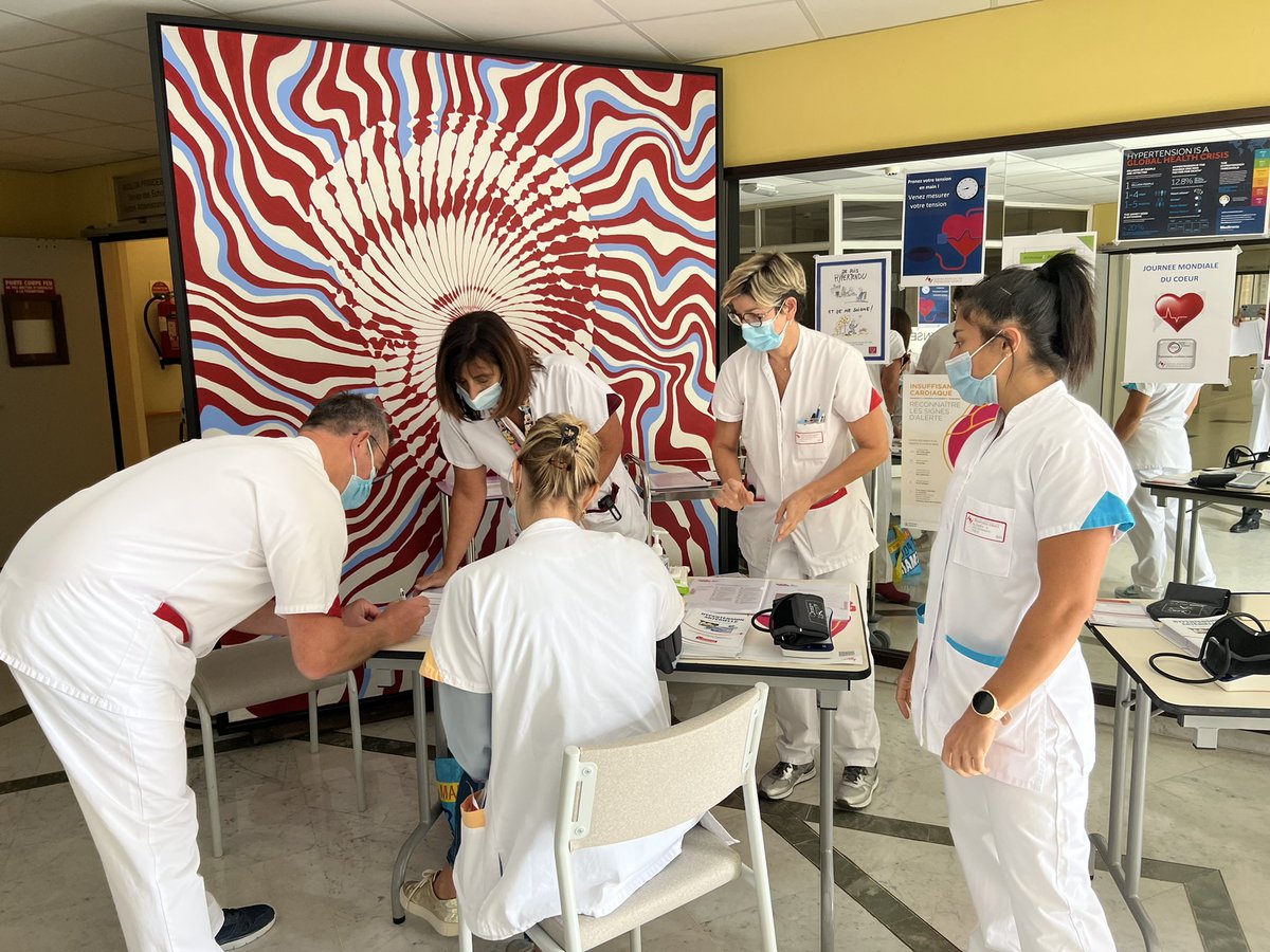 Tres belle journée de depistage . Merci <a href="/hopitalMonaco/">CHPG</a> pour identifier des d’hypertendus parmi les patients et les blouses blanches !merci <a href="/PrXGirerd/">Pr Xavier Girerd</a> et la frhta pour le don des appareils.
