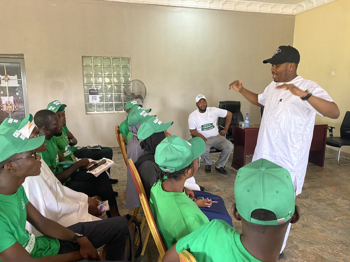 UncleAnass's tweet photo. The Convener of the @CaliphateDebat1, Barr Najib Waziri Esq ACIrb discussing topical issues with the participants shortly before the commencement of the debates. #Day2 #CaliphateDebate3.0 https://t.co/xB0J8Ohkyk