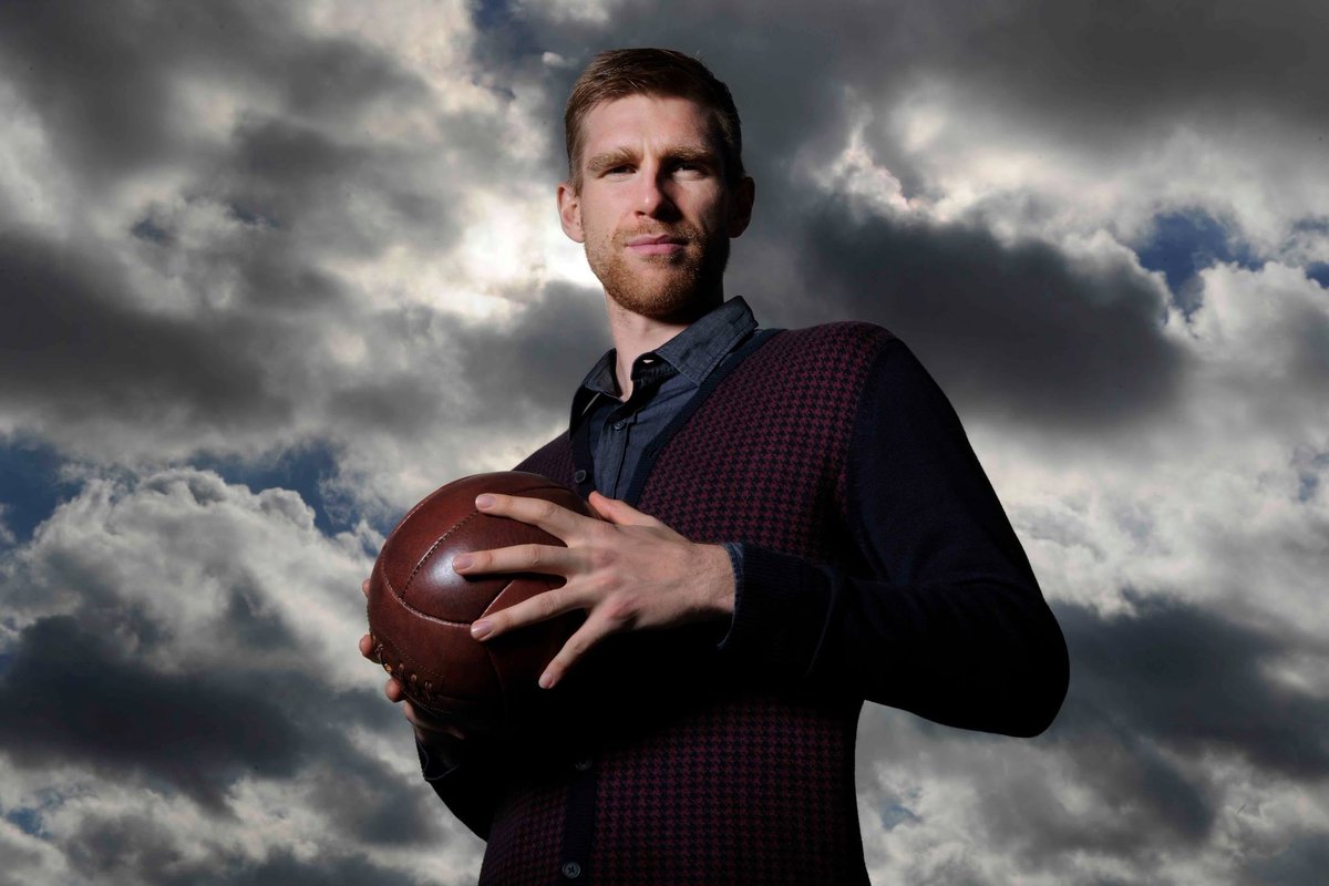 Happy Birthday to you,
happy Birthday to you,
happy Birthday lieber Per,
happy Birthday to you! 
#HappyBirthday#SportAlsChance #SozialeIntegration #PerMertesacker #PerMertesackerStiftung