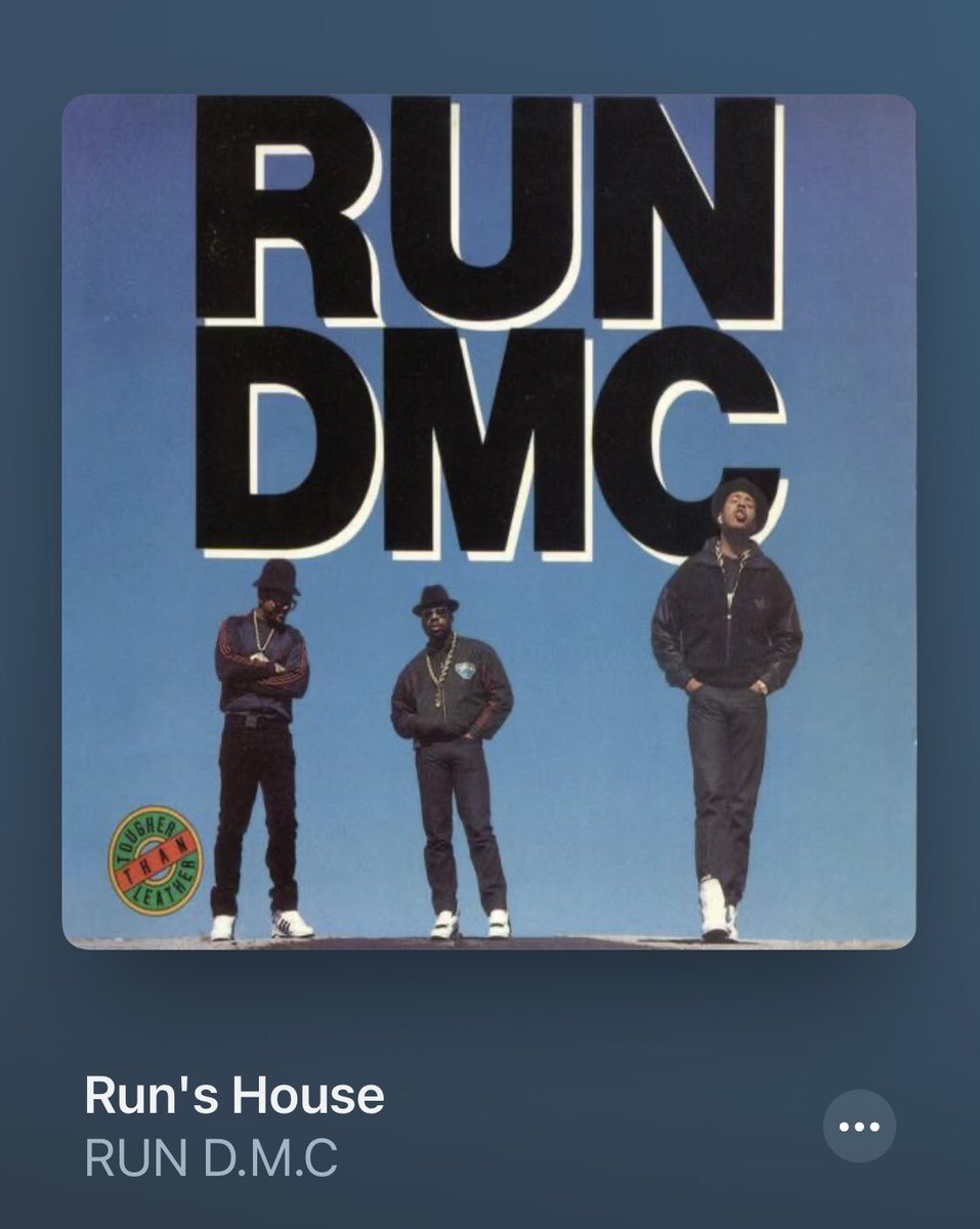 mfynxVjogH4Tee9's tweet photo. 今日はオールドスクールの王道！
#rundmc
#runshouse https://t.co/dRvCCszbMP