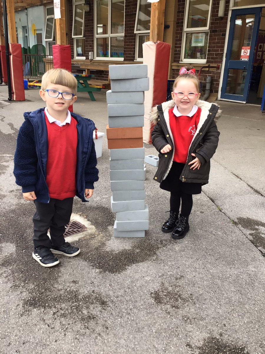 MissSmith2017's tweet photo. @YsgolEmmanuel building towers bigger than us 😊 https://t.co/STJV2Ak2t6