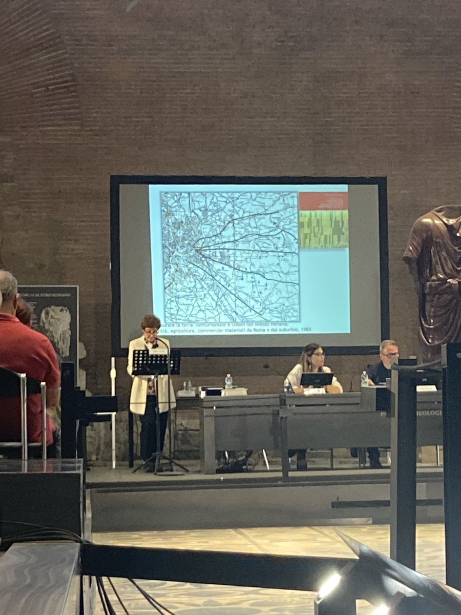 ParcoColosseo's tweet photo. Con Rita Volpe, archeologa @Sovrintendenza, un approfondimento sulle tracce archeologiche della produzione del vino a Roma e dintorni
#IterVitis 🍇 @coe_ita
Guarda la diretta ⤵️
https://t.co/y8wanUgGkG https://t.co/DH7hrMXNs5