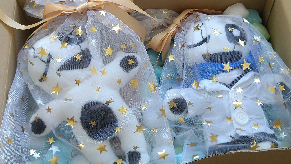 6ktXxOGzFbAKkmV's tweet photo. るふーさん(@SCP8311483282JP)からガスコンの賞品のガスぬいが届きました…！最初に作ってくださったのも頂けるとは思ってなかったのでめちゃくちゃ嬉しいです🥹👐✨✨✨
裸の子に隣の子の白衣を着せてあげたらなんだか兄弟みたいでｶﾜｲｲ…😭💞本当にありがとうございます！！🙇‍♀✨✨✨ https://t.co/rLJnLtPZQf