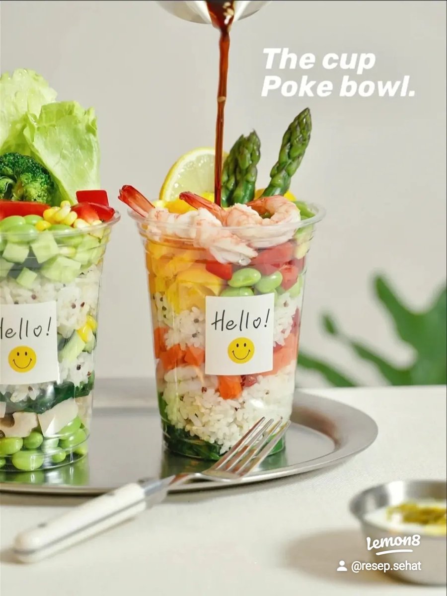 resepsehat_'s tweet photo. Cup rice poke ini cocok buat kamu yang makan makanan sehat setiap harinya. Dengan protein yang tinggi dan rendah lemak juga lho 🤤🤩
🥦 Bahan 🥦
Rice Cup Udang Alpukat 🥑
Udang, alpukat, asparagus wortel, bayam, edamame, lemon 🫑
-A Thread-
#Healthyfood #Cuprice #Resep https://t.co/uICFzbBgeX