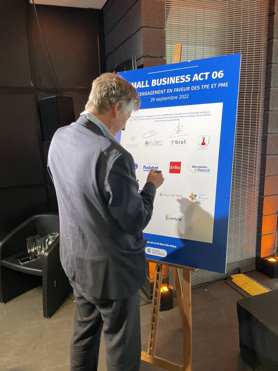 JPDERMIT's tweet image. Signature de la charte du Small Business Act 06 de la Cci Nice Côte d'Azur pour favoriser l’accès aux marchés publics de nos TPE et PME, encourager l’économie locale et l’emploi de proximité !