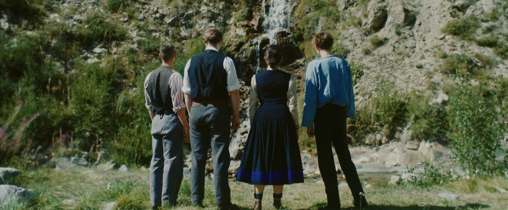 Der Gewinner des Filmpreises der Zürcher Kirchen 2022 steht fest. Das westschweizer Drama «Foudre» der Regisseurin Carmen Raquier überzeugte unsere Jury mit starken Bildern und seiner filmsprachlichen Raffinesse.
<a href="/zurichfilmfest/">Zurich Film Festival</a> <a href="/bianca/">Andrea Marco Bianca</a> <a href="/TGrimbacher/">Tobias Grimbacher</a> #glauben #filmpreis #zhref