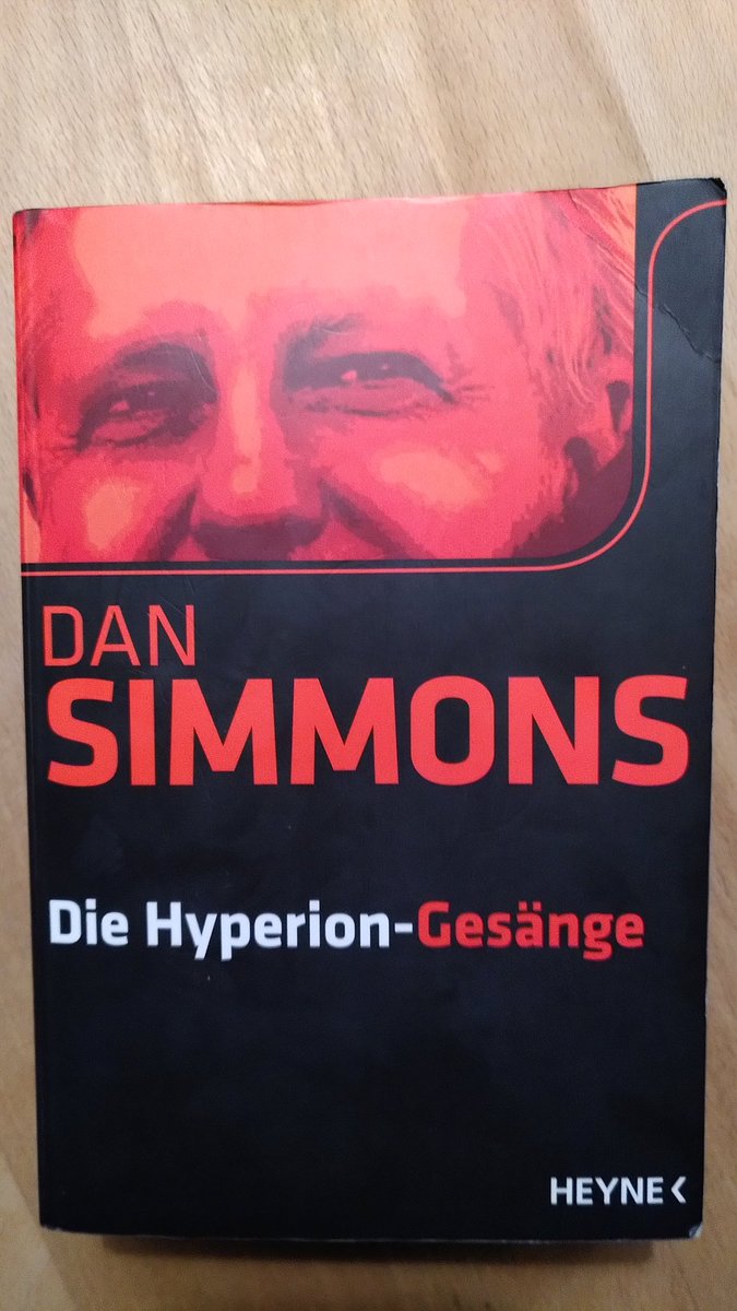 MarcoBehringer's tweet photo. Ich komm gerade nicht zum Comiclesen, weil ich zur Abwechslung mal wieder in meinem Roman weiterlese (den ich letzten Winter begonnen hatte 😉).

Auch nach 1.000 Seiten uneingeschränkt empfehlenswert - zu Recht ein #Klassiker der #sciencefiction. 🏅 https://t.co/mfEja9kz69