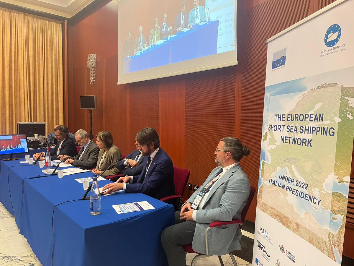 Assarmatori1's tweet image. #ShortSeaShipping #NaplesShippingWeek. #Assarmatori: oggi le #AutostradeDelMare sono una realtà. E l’Italia ne è la capofila in Europa e nel mondo. Nella top 5 degli operatori ro-ro pax ben 3 sono italiani per capacità di trasporto.@RAM_Spa @mims_gov @Conftrasporto @Confcommercio