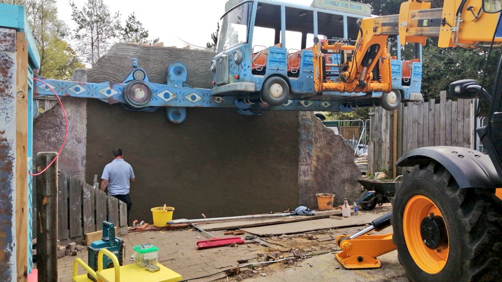 ChessingtonBuzz's tweet photo. Over in Wild Asia and park favourite Jungle Bus is looking likely it'll be returning to the ride line up very soon.

The themed background has been fitted and work continues on making good the centre area fresh concrete ready to hand over to the rides team!

- P
#Project71 https://t.co/k2fhJ0bKOE