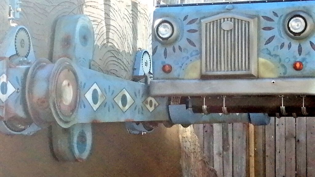 ChessingtonBuzz's tweet photo. Over in Wild Asia and park favourite Jungle Bus is looking likely it'll be returning to the ride line up very soon.

The themed background has been fitted and work continues on making good the centre area fresh concrete ready to hand over to the rides team!

- P
#Project71 https://t.co/k2fhJ0bKOE