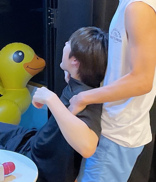 dearsunjake's tweet photo. this is so cute 😭 https://t.co/yi8403FELf