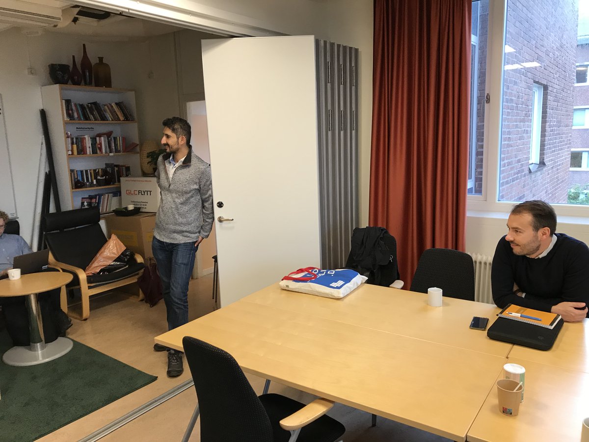 SEARCHER tweet media