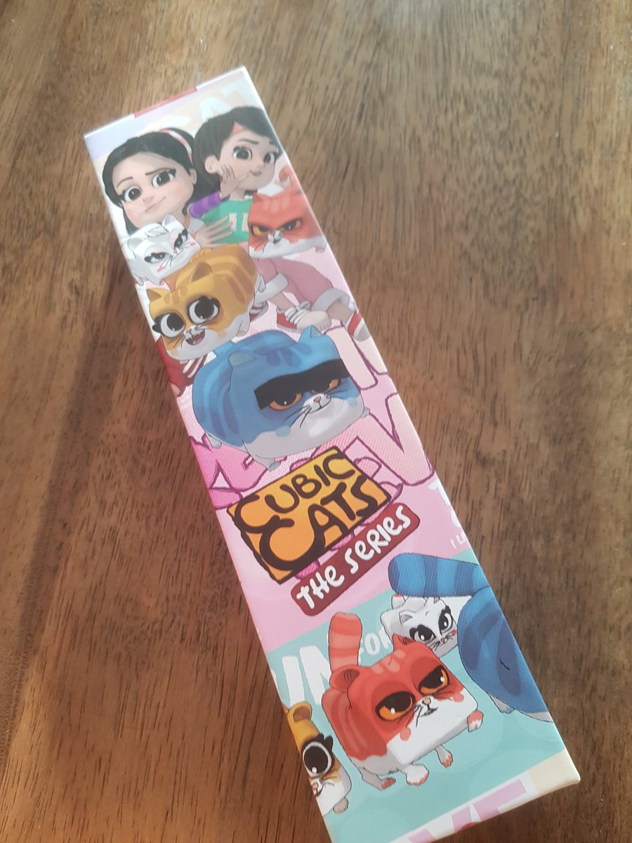 A R E L O N Z tweet media