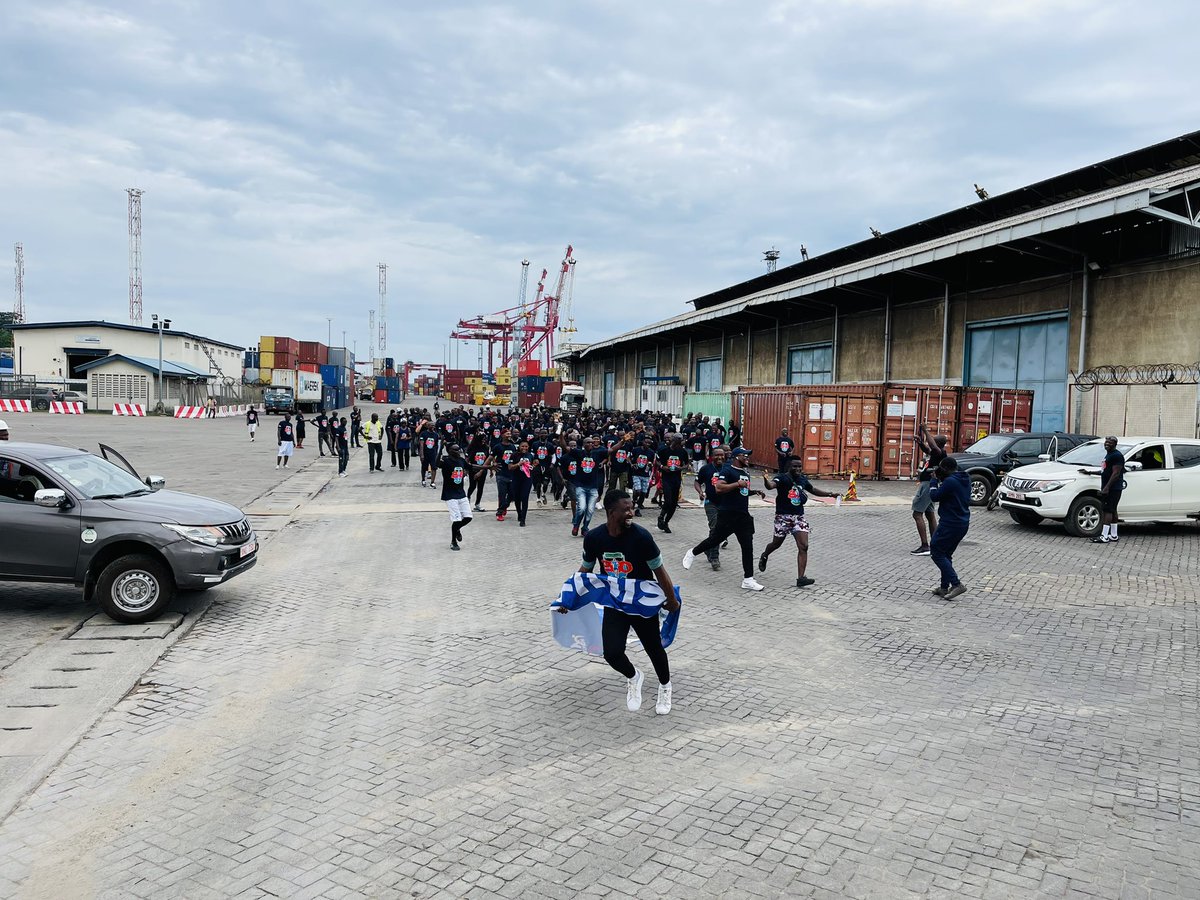 Ftown_Terminal's tweet photo. Freetown Terminal Limited (Sierra Leone) joins other countries to participate in the Bolloré Transport &amp; Logistics
7th marathon edition marking the 200th year of Bollore foundation. In pictures https://t.co/FMP2DrKRgJ