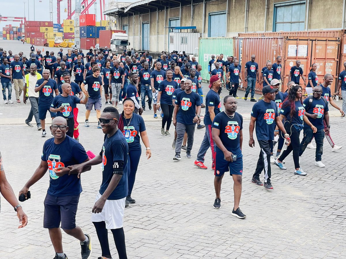 Ftown_Terminal's tweet photo. Freetown Terminal Limited (Sierra Leone) joins other countries to participate in the Bolloré Transport &amp; Logistics
7th marathon edition marking the 200th year of Bollore foundation. In pictures https://t.co/FMP2DrKRgJ