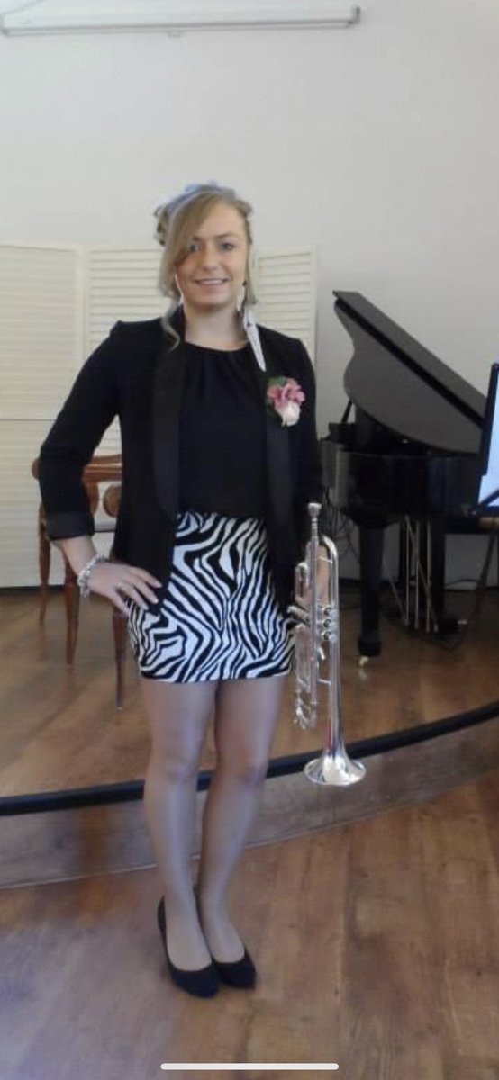 MarellArts's tweet photo. Paar jaar geleden 😊🎺

#throwbackthursday #wedding https://t.co/efUkJkehIf