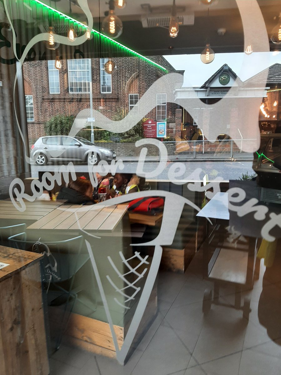 ssascommunity's tweet photo. Year 2 have been so lucky to go on a local walk and stop off at a cafe (room for dessert) for a tasty treat. https://t.co/y89YAw3ab4