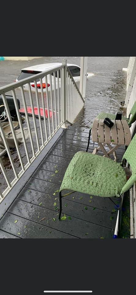 HollyValeriote's tweet photo. @tonydeemer @TimKlutsarits @NBC2 @ABC7SWFL Hi Tony, I don’t know anything about people who stayed, but the damage is extensive. Hopefully their home was one of the higher ones 🤞🏻. Here are pics I found online. Be well. https://t.co/oEYyWOu38e