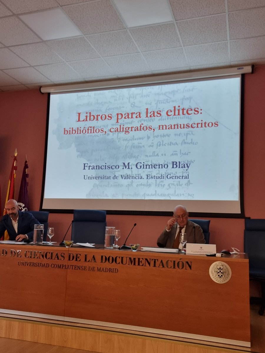 libromedieval's tweet photo. Francisco Giménez Blay, de la Universidad de Valencia: "Libros para las élites: bibliófilos, caligráfos, manuscritos".
#historiadellibro #libromedieval #Caligrafía https://t.co/FzlzD4FQGJ