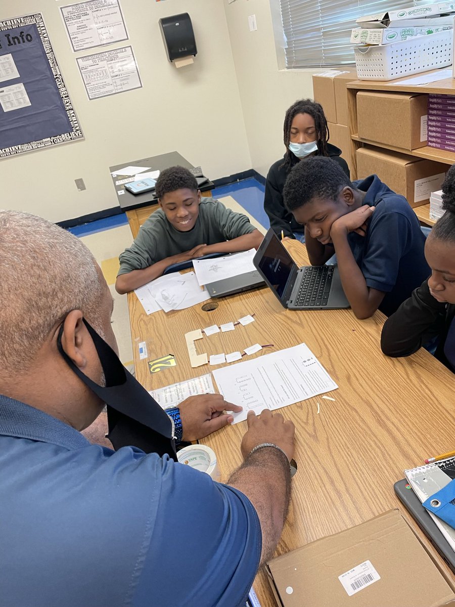 Jocelyn G. tweet media