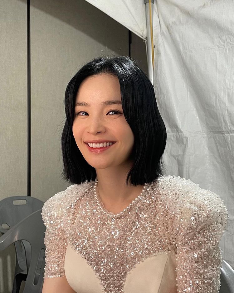 .....................