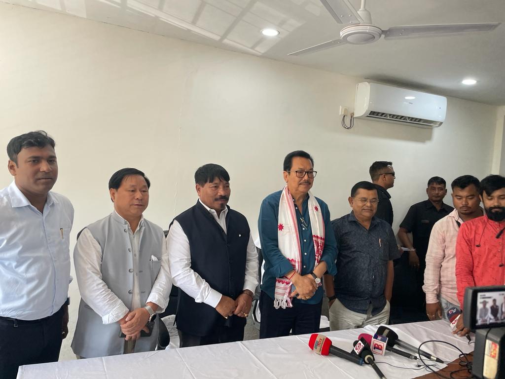 Karikho Kri tweet media