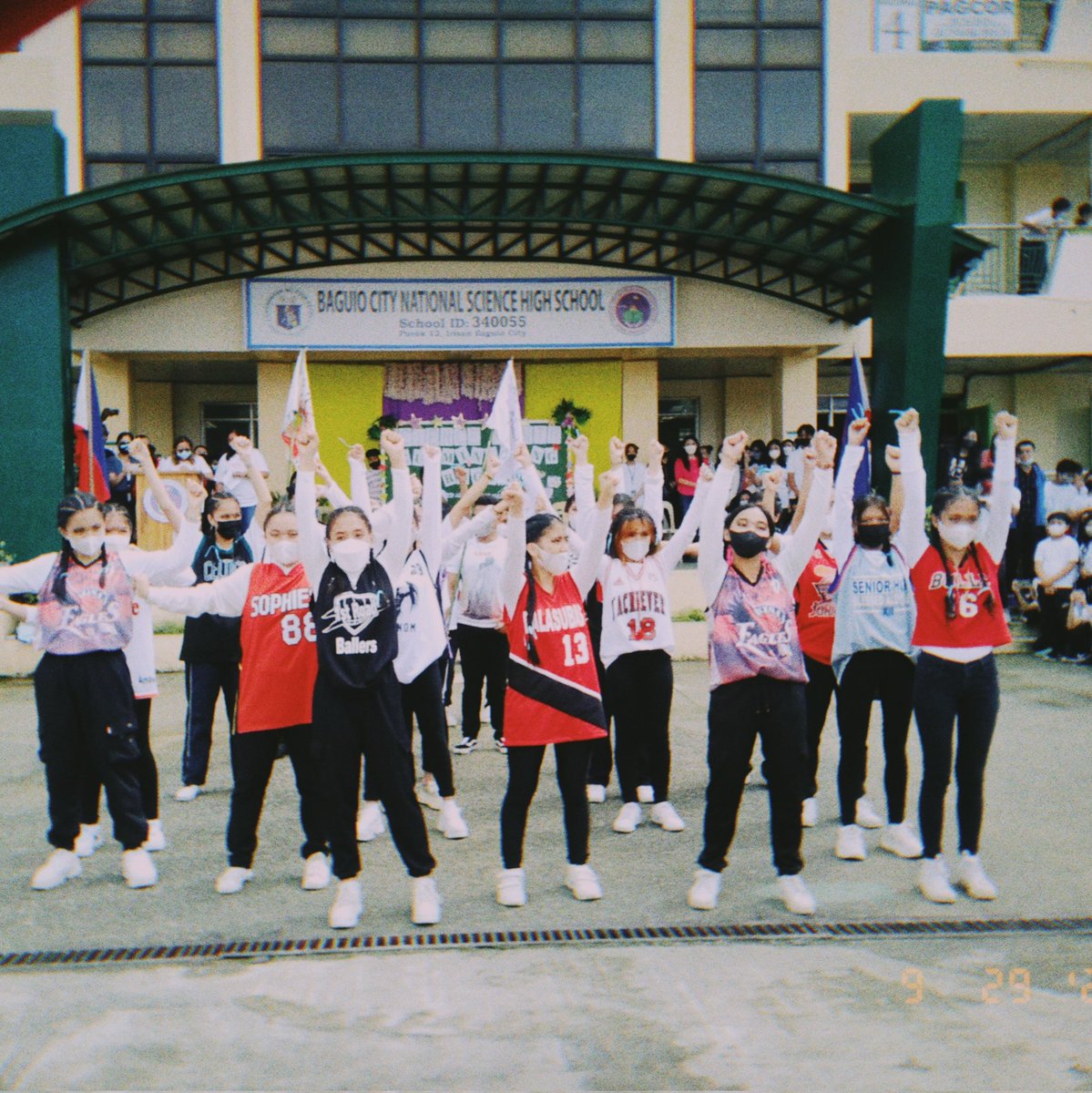 grade11_fansite's tweet photo. [PREVIEW] 290922 CHEERDANCERS - Week Six 2022

#BCNSHS #SENIORFRESHIES2022 #UBEKESONIANS #THEPOWEROFELEVEN https://t.co/AfCFABxkVp