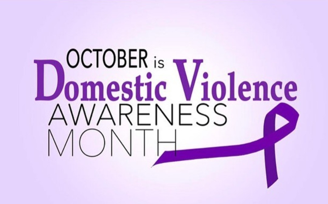 super_daddy_31's tweet image. October was first declared as National Domestic Violence Awareness Month in 1989. 1 in 4 men experience abuse from their significant other at some point in their lifetime. #ParentalAlienation is also a form of domestic abuse. Please help me to raise awareness to end this abuse.