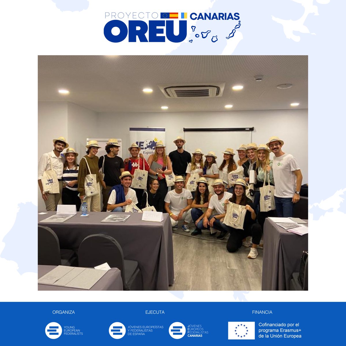 jef_canarias's tweet photo. ¡Muchos recuerdos!
💚 Agradecemos la implicación del @GranCanariaCab a través de @GranCanariaJven, cediéndonos espacios y dotándonos de merchandising para las personas participantes en el proyecto #OREU. https://t.co/CbmUhppVW1