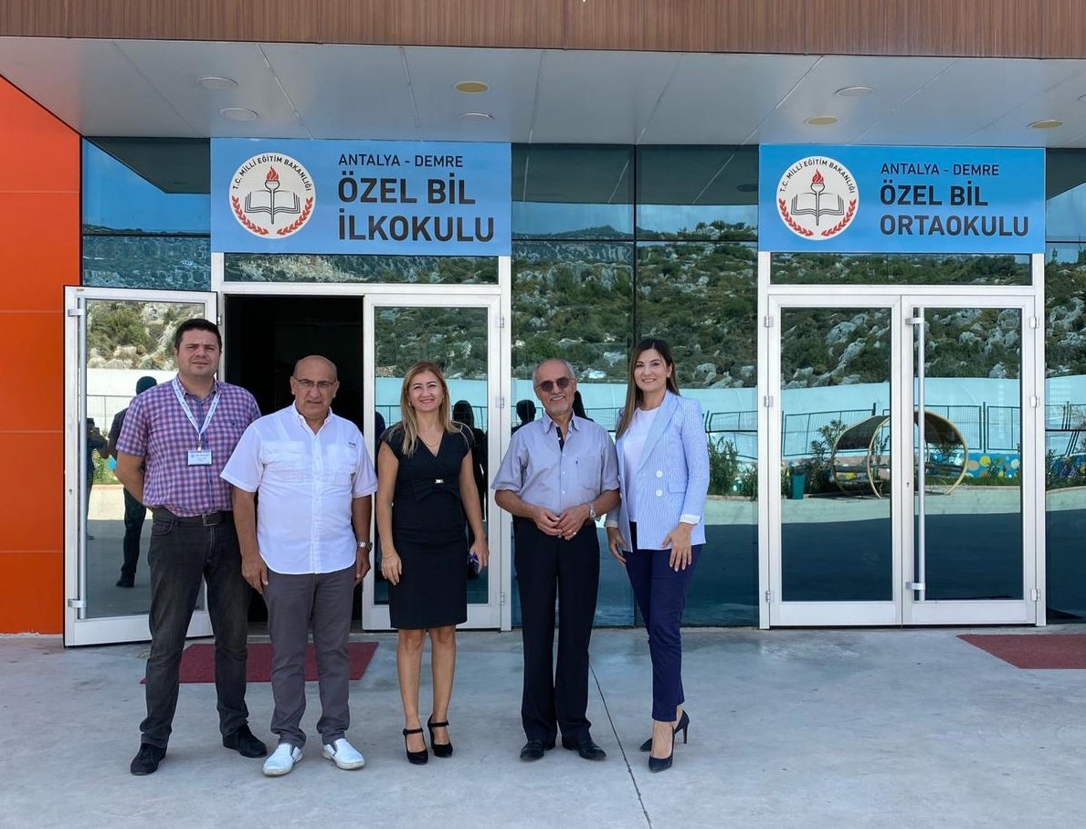 bilkolejleri's tweet photo. BİL Eğitim Kurumları Genel Müdürü Elif PEHLEVAN @elifpehlevan1, Genel Müdür Yardımcısı Şükrü Nurçin @BilDemre Kampüsü kurucu ve yöneticileri ile bir araya gelerek 2022-2023 yenilikçi eğitim yaklaşımları ve vizyon projeleri hakkında istişarelerde bulundular.

@emind55 https://t.co/HGD71vmGuH