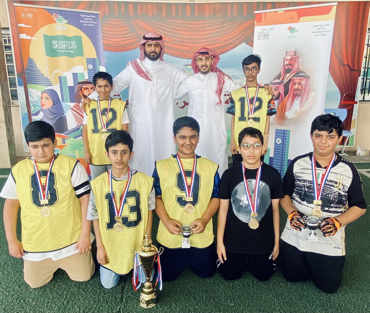 DarAlraiM's tweet photo. ومن ضمن الفعاليات ب #اليوم_الوطني_السعودي_92 
منافسات رياضية وطنية ​
@moe_tbk @A_p_education @sultanalula99 https://t.co/7OCzjHjgug