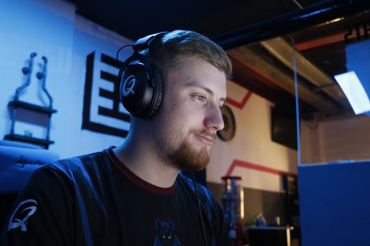 Yesterday we visited <a href="/eCampFrankfurt/">PROCAMP.GG</a> for a photo shooting.

Very good location &amp; nice hosts. 🫶
Thanks a lot for letting us come by.

#VPXFAM