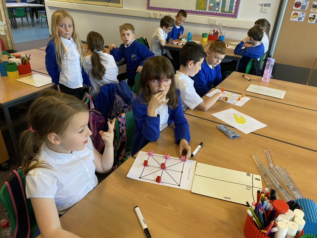 MissLAHarrison's tweet image. We have been celebrating the #beautyofmaths as part of @mathsweekscot by learning how to play the game Three Men’s Morris.  We have had so much fun! #P4H #BEST #MathsWeekScot #MathsWeekScotland