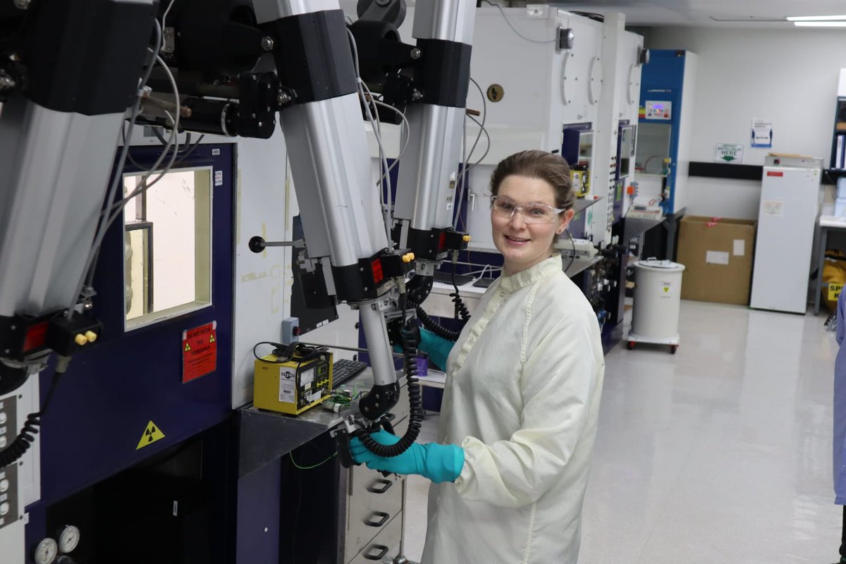 Dr Elisabeth Tondl (@divingchemist) on Twitter photo 🧐What is a #Radiochemist?
At <a href="/ANSTO/">ANSTO</a> I'm contributing to:
👩🔬Production of radioisotopes for #radiopharmaceuticals and #environmental uses
👩🔬Translation for preclinical trials
🤓Strong representation in <a href="/RACInational/">Royal Australian Chemical Institute</a> #Radiochemistry division committee
ansto.gov.au/news/ansto-fac… 🧐What is a #Radiochemist?
At <a href="/ANSTO/">ANSTO</a> I'm contributing to:
👩🔬Production of radioisotopes for #radiopharmaceuticals and #environmental uses
👩🔬Translation for preclinical trials
🤓Strong representation in <a href="/RACInational/">Royal Australian Chemical Institute</a> #Radiochemistry division committee
ansto.gov.au/news/ansto-fac…