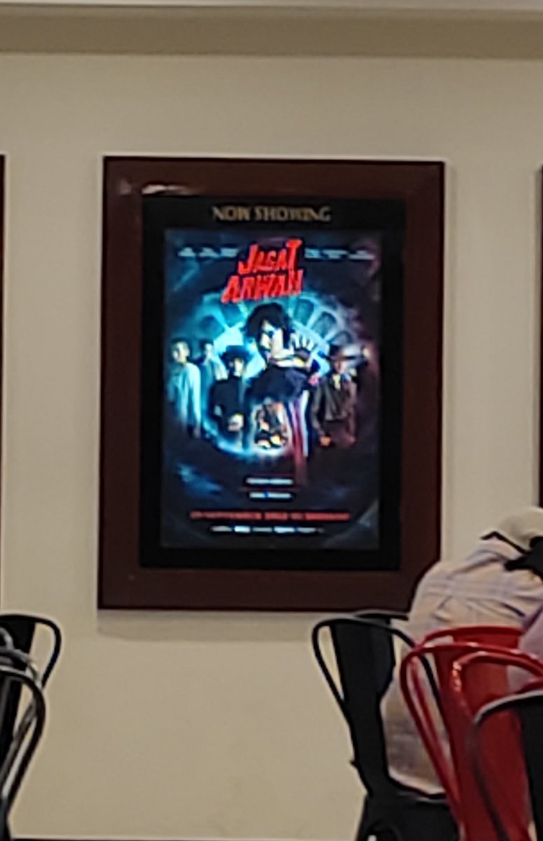 alfathalfatih13's tweet photo. Day one nonton #Jagatarwah bareng #komplotan filmnya seru gilaaaa
Otw ngeracunin kompotan lain nihh buat nonton ๐ฅ๐ฅ๐ฅ๐ฅ
@VisinemaID @ariirham2 @armandmaulana https://t.co/7zJCa95lxr