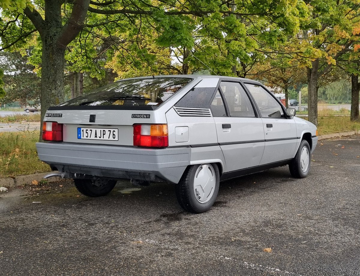 alantaylorjones's tweet photo. How do you make a Citroen BX even more enticing? Stick a digital dash in it. https://t.co/cH1WJP5PnO