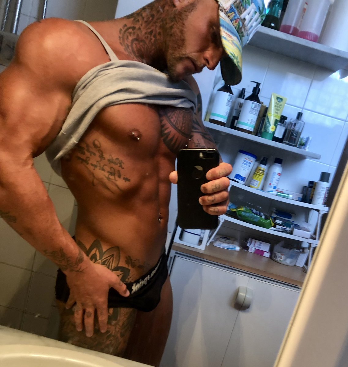 _Oltree's tweet photo. #365 #alwaysinshape #allyearround #lifestyle #staylean #buildmuscle #entirelifestyle #meditation #health #power #performance #focused #mindfulness #masterself #discipline #love #warriormonk #maximum #welness #awareness https://t.co/dpnJpobueo
