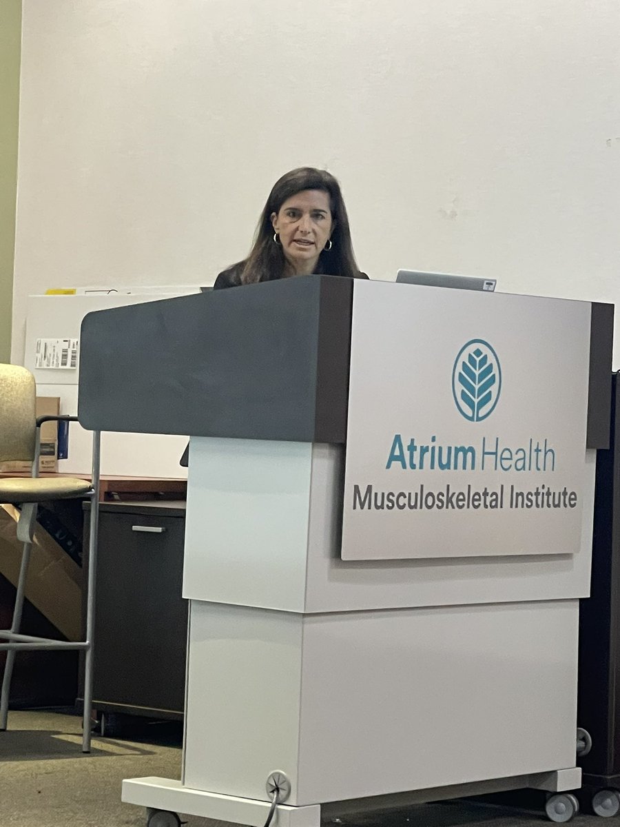CMC_OrthoRes's tweet photo. Excited to be hosting the amazing @DocMatzkin for @AtriumMSKI #GrandRounds today! Great insights into an unsolved problem. #femaleACL Thanks @JosephHsuMD for hosting! https://t.co/R8GDGId1DS