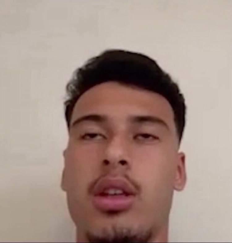 ArminderBains's tweet photo. Why he looks like he found that video of saka and foden https://t.co/feuNfK8RZq