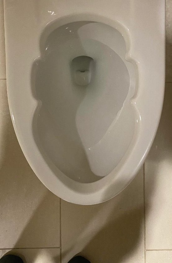 warum sieht mein klo aus wie lebron james