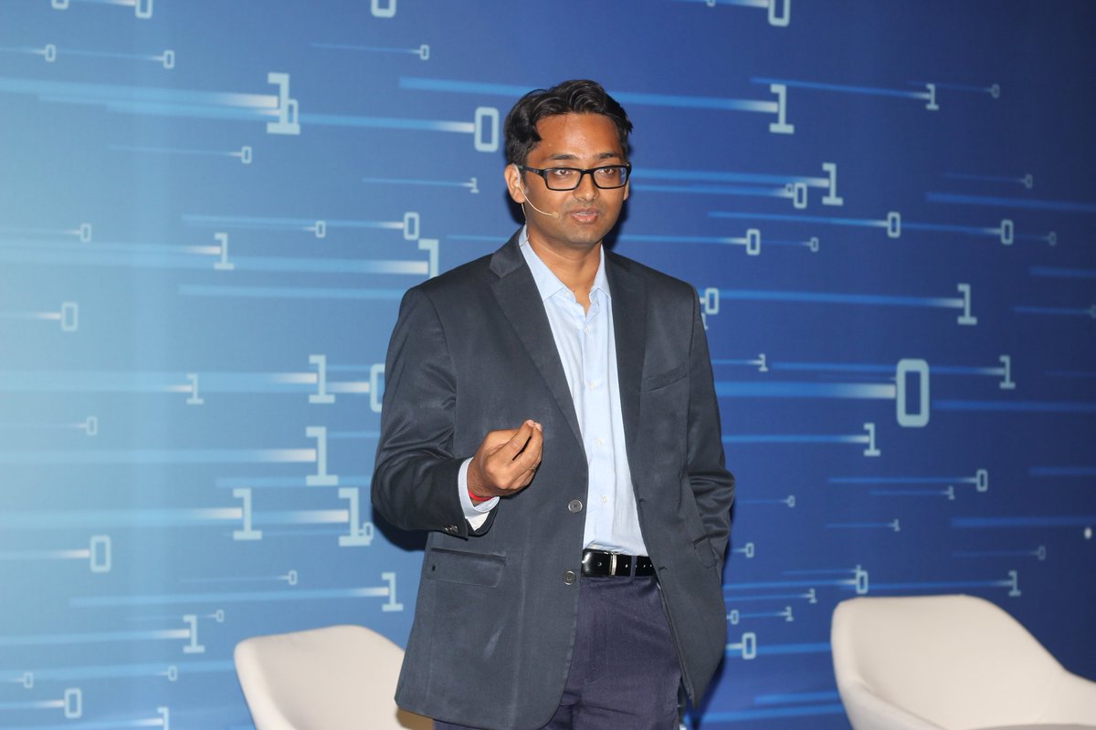 inq_Edge's tweet photo. .@nareshthukkani and @vpramo_v presenting at the @digitalcouncil1's #Conext2022. Find their slides here, look out for the video next week! https://t.co/7V0XwtnU1O https://t.co/uciLriGR7o